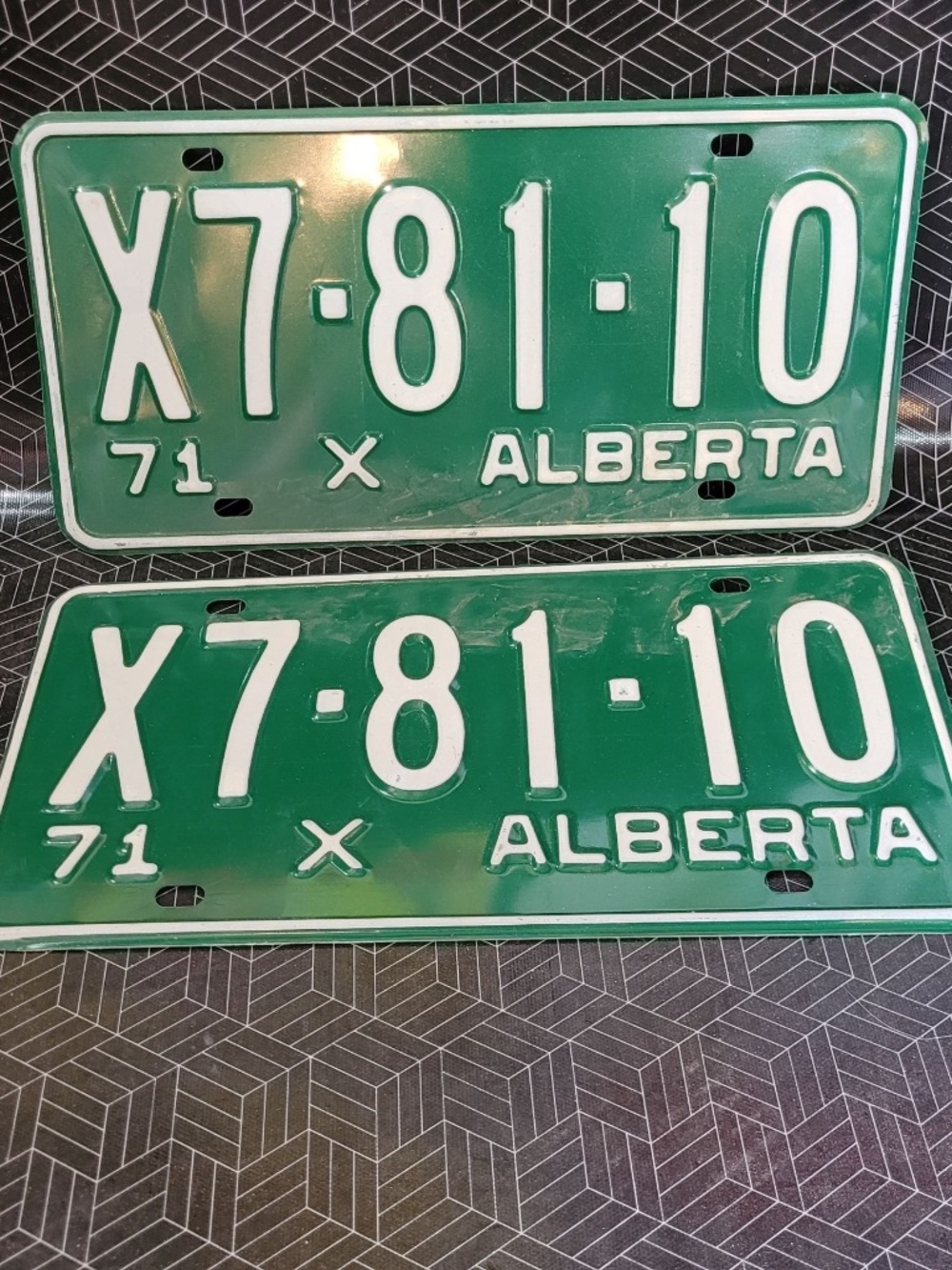 Vintage 1971 Alberta Plates